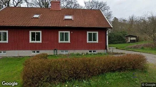 Lagerlokaler till försäljning i Halmstad - Bild från Google Street View