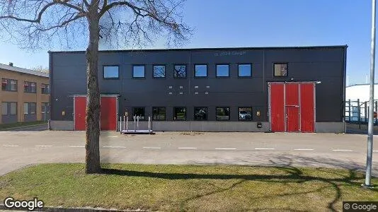 Lagerlokaler till försäljning i Halmstad - Bild från Google Street View