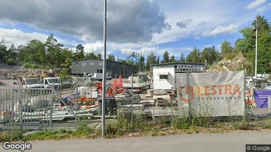 Lagerlokaler till försäljning i Botkyrka - Bild från Google Street View