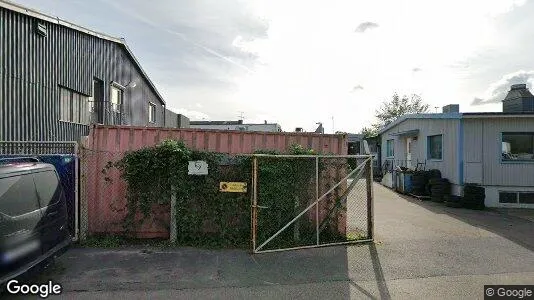 Lagerlokaler att hyra i Varberg - Bild från Google Street View
