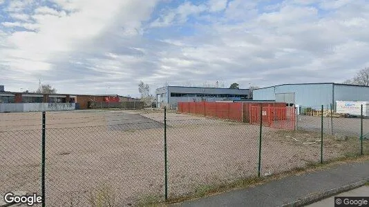 Lagerlokaler till försäljning i Halmstad - Bild från Google Street View