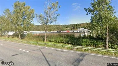 Lagerlokaler till försäljning i Mölndal - Bild från Google Street View